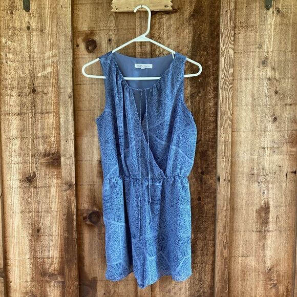 BCBGeneration Paisley Sleeveless Cross-over Tie Neck Romper - Picture 3 of 7